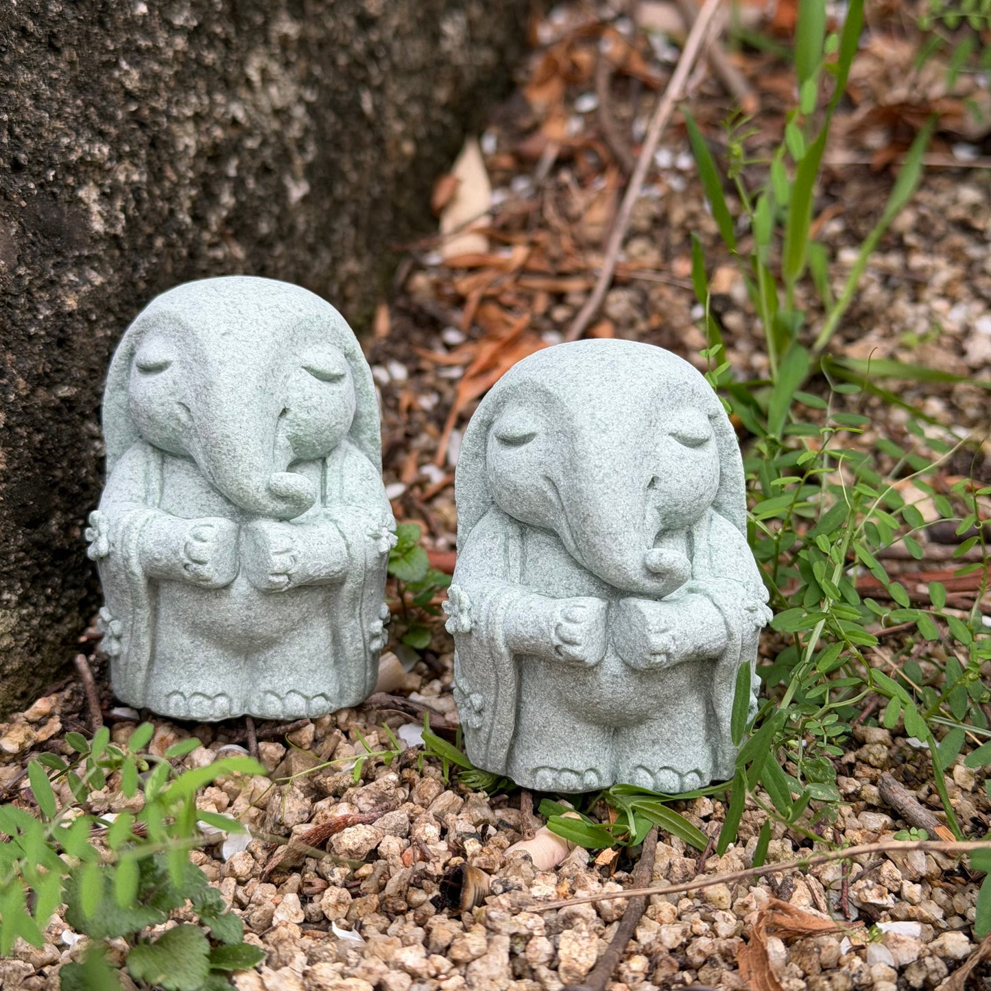 青砂石 ミニ象 オブジェ 3個セット ガーデン置物 石彫り インテリア