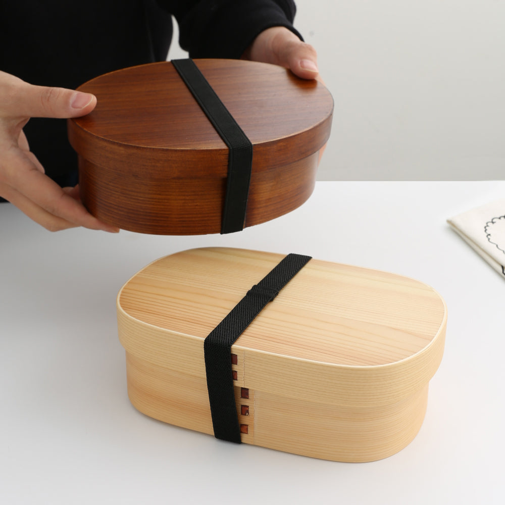 曲げわっぱ 弁当箱 二段式 天然杉木製弁当箱セット 大容量1000ml 手作り 木製スプーン 箸 木製フォーク 箸袋 ベルト付き 白木 杉 保湿 軽量 通勤 通学