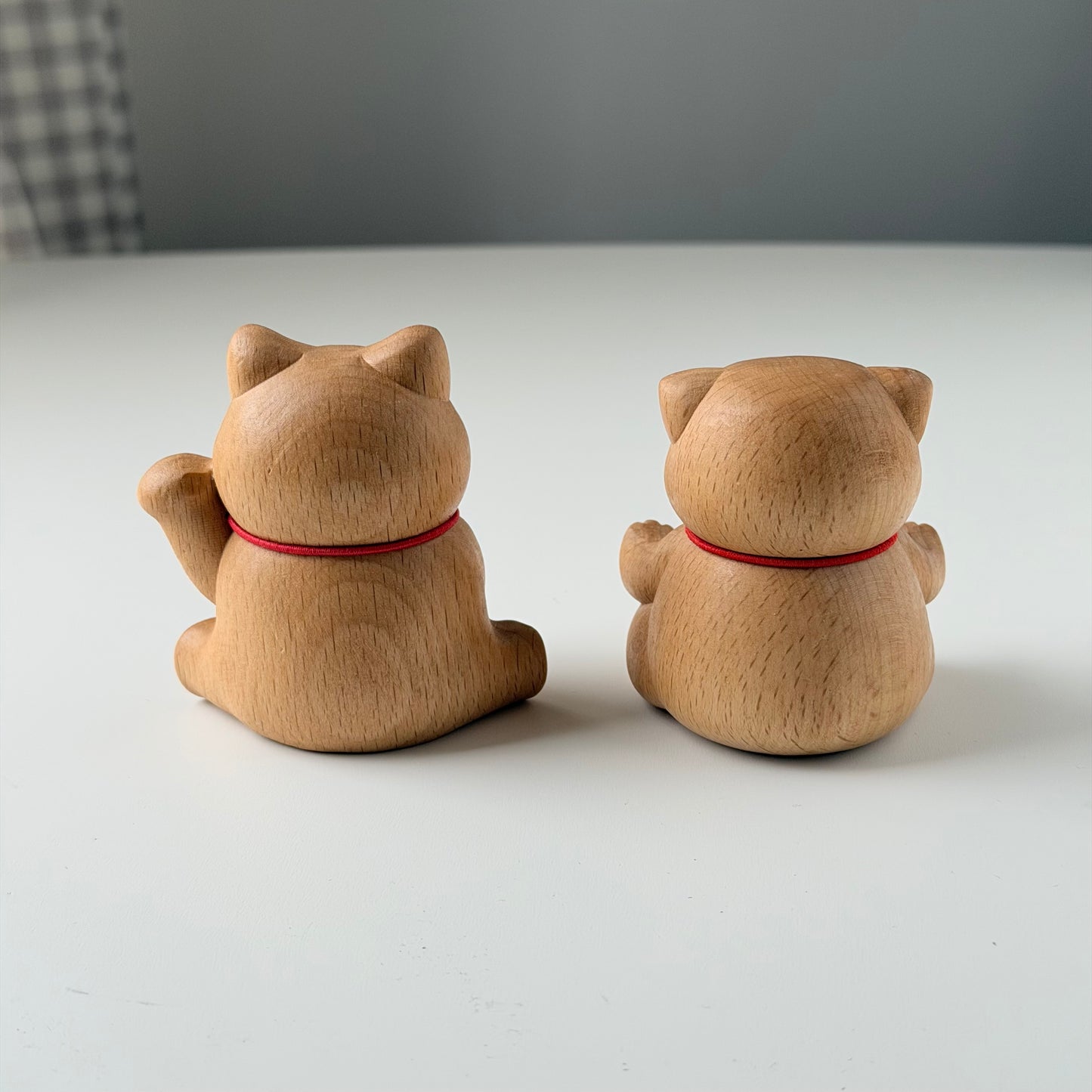 木製 招き猫 置物 2タイプ｜癒しの猫オブジェ ナチュラル雑貨